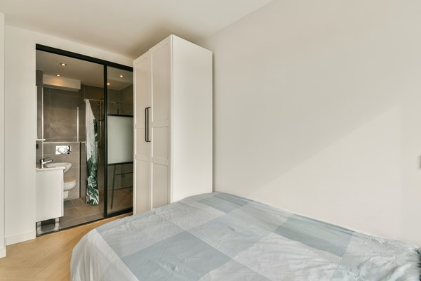 Medium property photo - Van Nijenrodeweg 356, 1082 HD Amsterdam